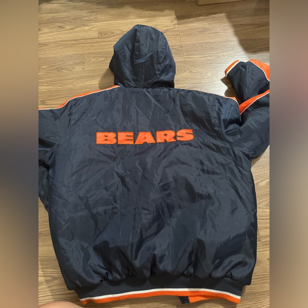NFL Bears Jacket - Picture 2 of 7